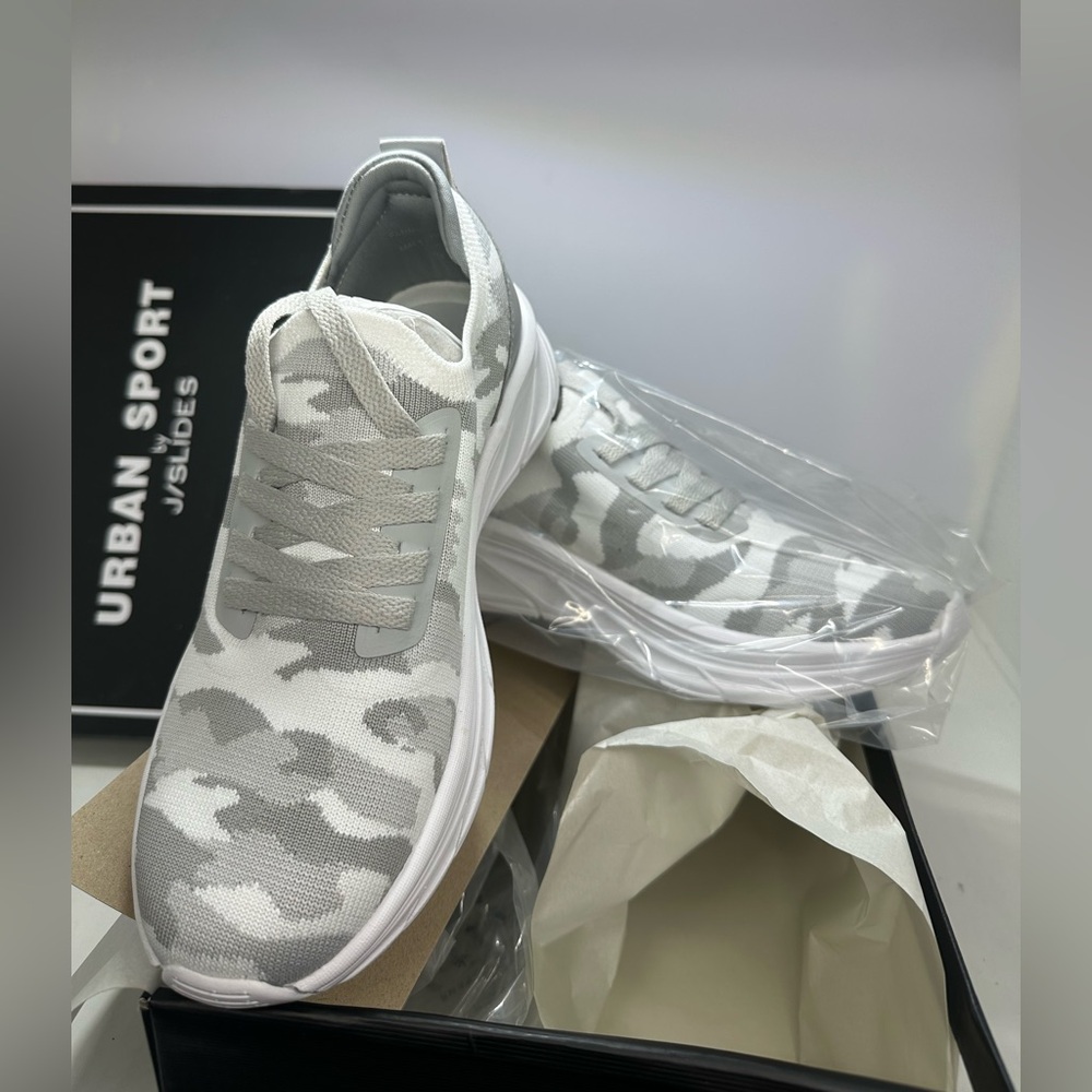 Women's Gray Camouflage Knit Hattie Sneakers Urban Sport J Slides 7M